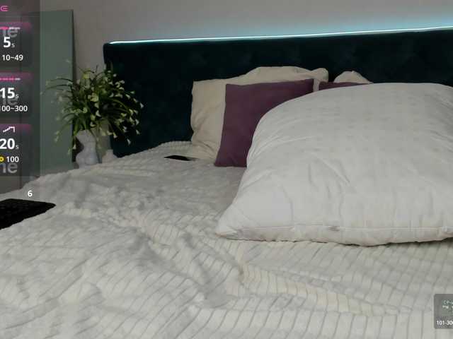 Gentle-Sine live cam on BongaCams