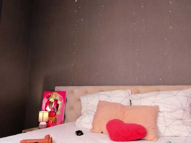 Gentle-Sine live cam on BongaCams