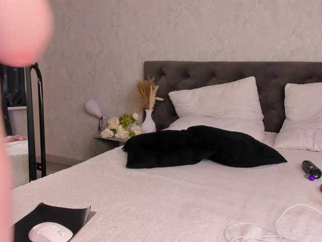Gentle-Sine live cam on BongaCams