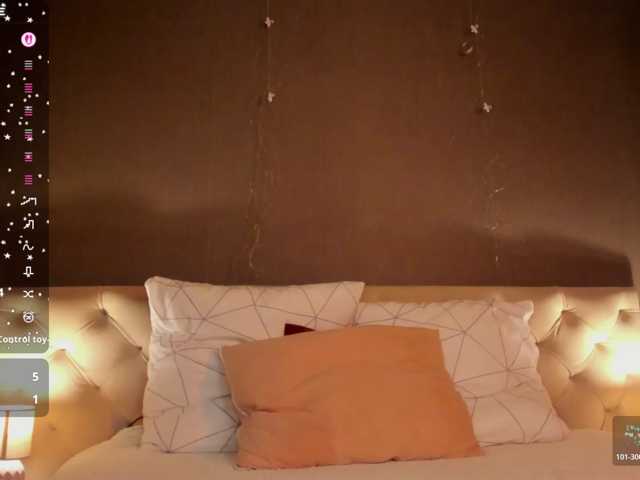 Gentle-Sine live cam on BongaCams