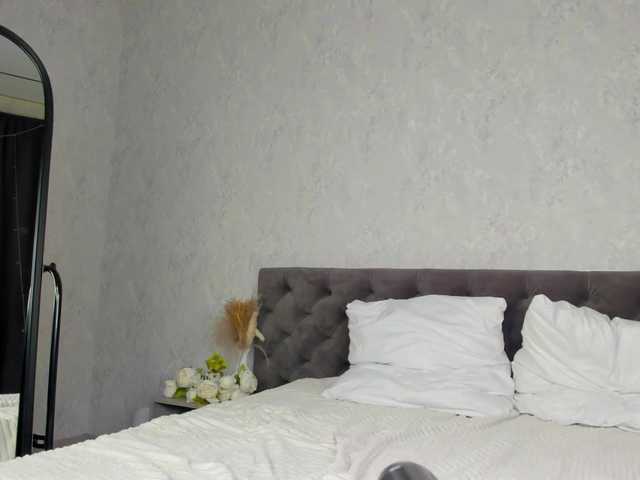 Gentle-Sine live cam on BongaCams