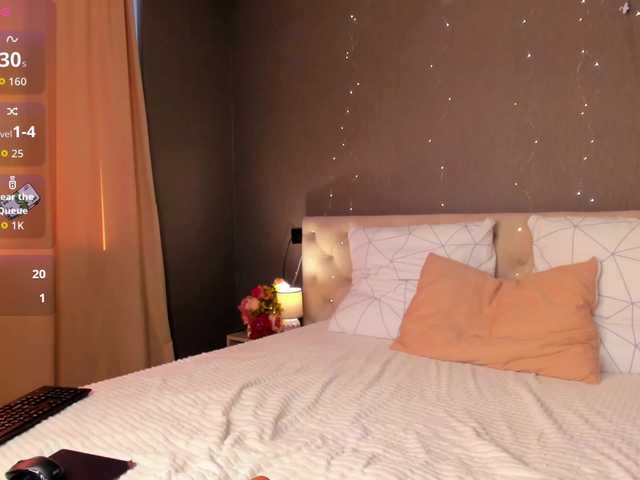 Gentle-Sine live cam on BongaCams