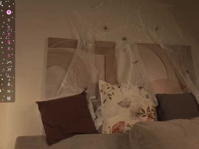 Gentle-Sine live cam on BongaCams