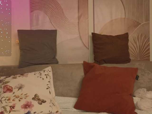 Gentle-Sine live cam on BongaCams