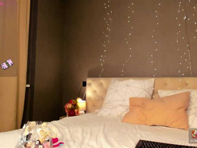 Gentle-Sine live cam on BongaCams