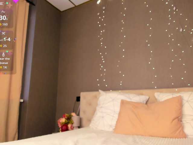 Gentle-Sine live cam on BongaCams