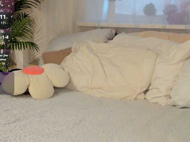 Gentle-Sine live cam on BongaCams