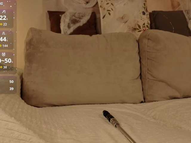 Gentle-Sine live cam on BongaCams