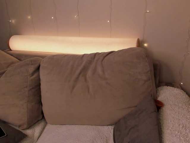 Gentle-Sine live cam on BongaCams