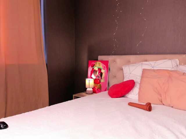 Gentle-Sine live cam on BongaCams
