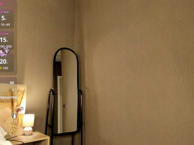 Gentle-Sine live cam on BongaCams