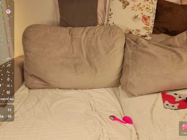 Gentle-Sine live cam on BongaCams