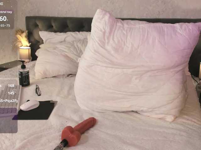 Gentle-Sine live cam on BongaCams