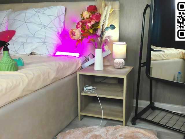 Gentle-Sine live cam on BongaCams