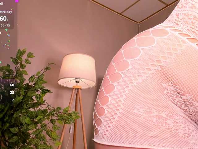 Gentle-Sine live cam on BongaCams