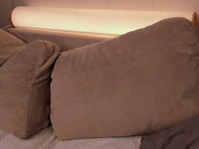 Gentle-Sine live cam on BongaCams