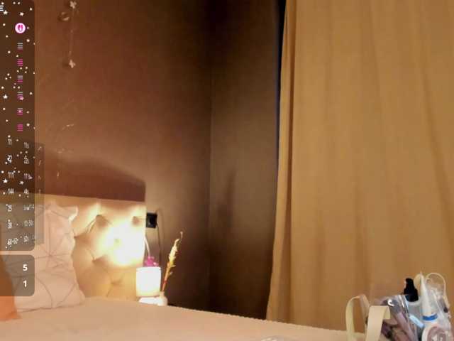 Gentle-Sine live cam on BongaCams