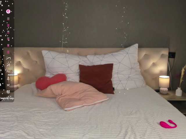 Gentle-Sine live cam on BongaCams