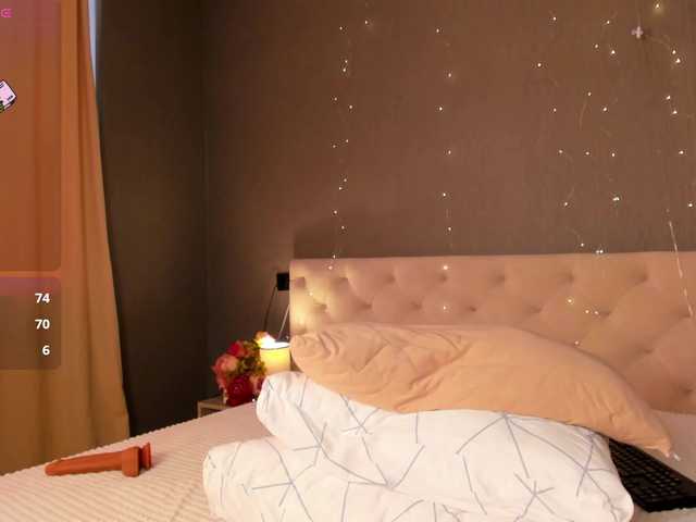 Gentle-Sine live cam on BongaCams