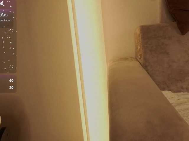 Gentle-Sine live cam on BongaCams
