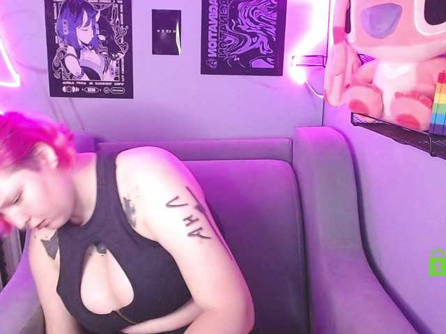 DolliRosee live cam on BongaCams