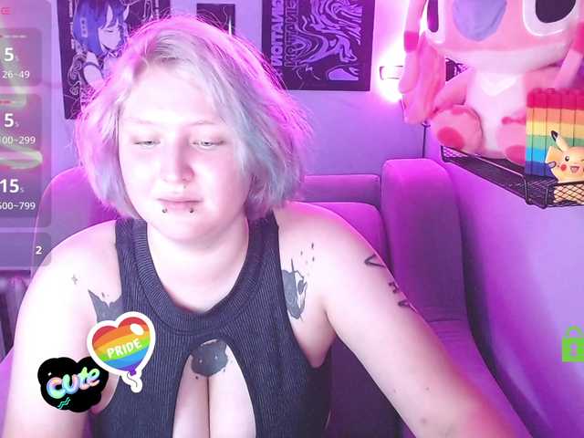 DolliRosee live cam on BongaCams