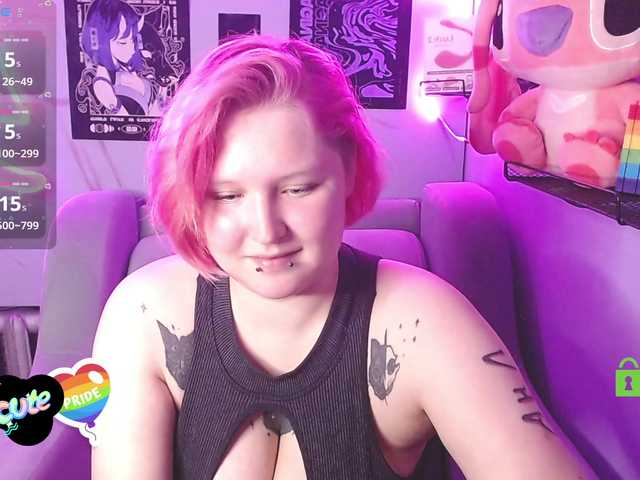 DolliRosee live cam on BongaCams