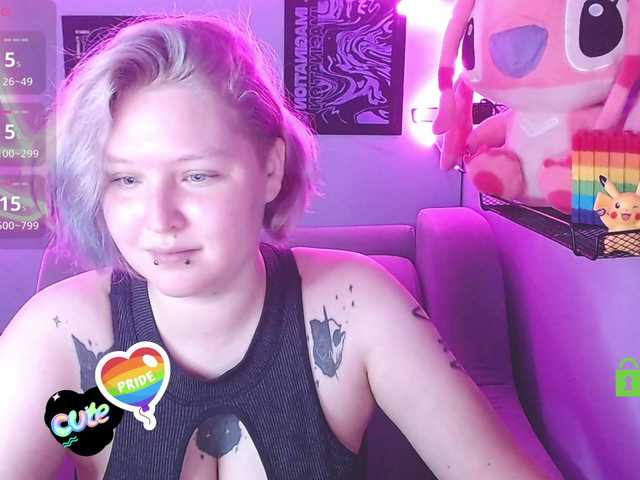 DolliRosee live cam on BongaCams