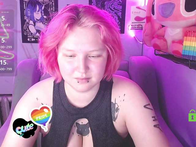 DolliRosee live cam on BongaCams