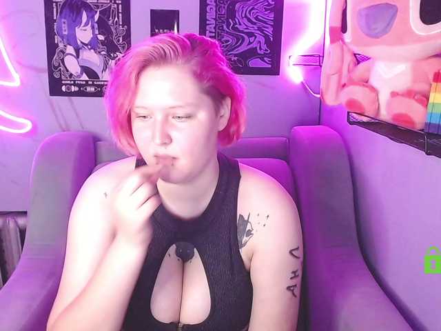 DolliRosee live cam on BongaCams