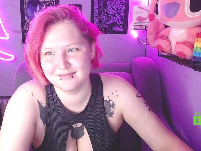 DolliRosee live cam on BongaCams