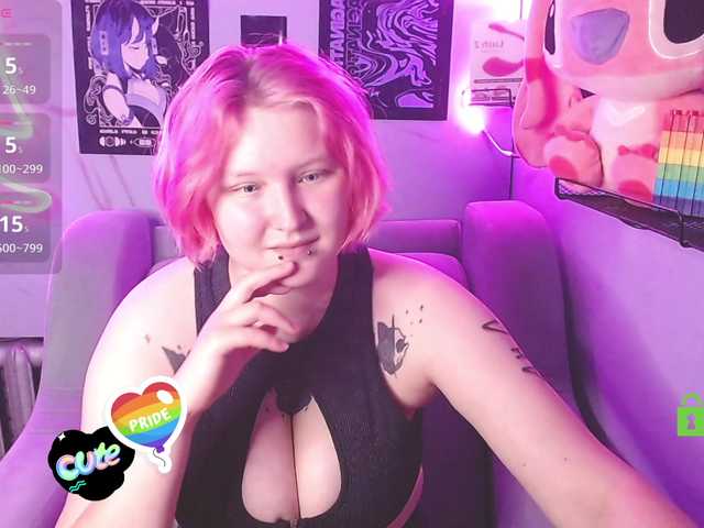 DolliRosee live cam on BongaCams