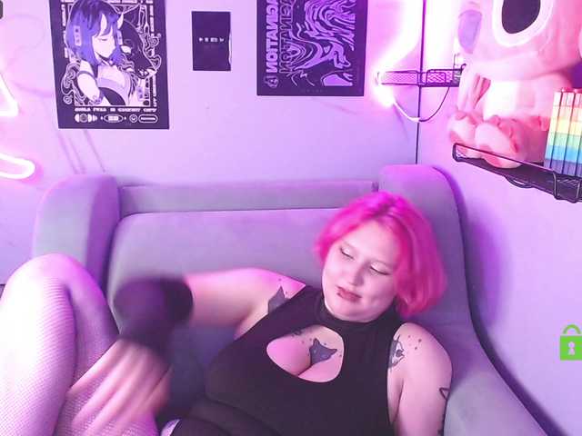 DolliRosee live cam