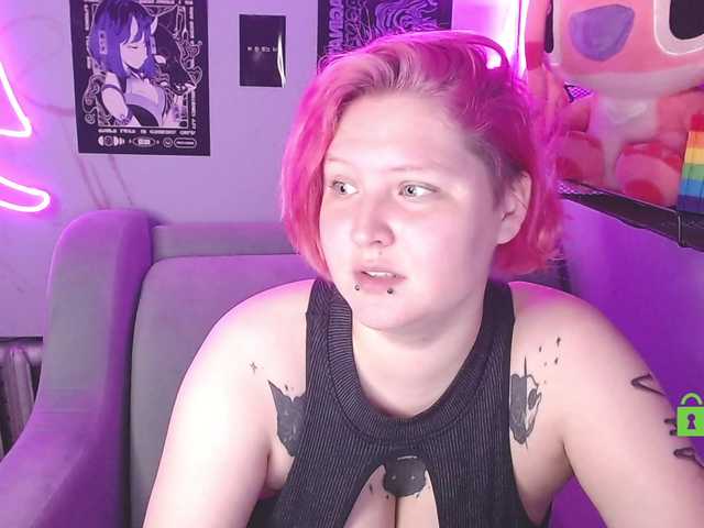 DolliRosee live cam on BongaCams