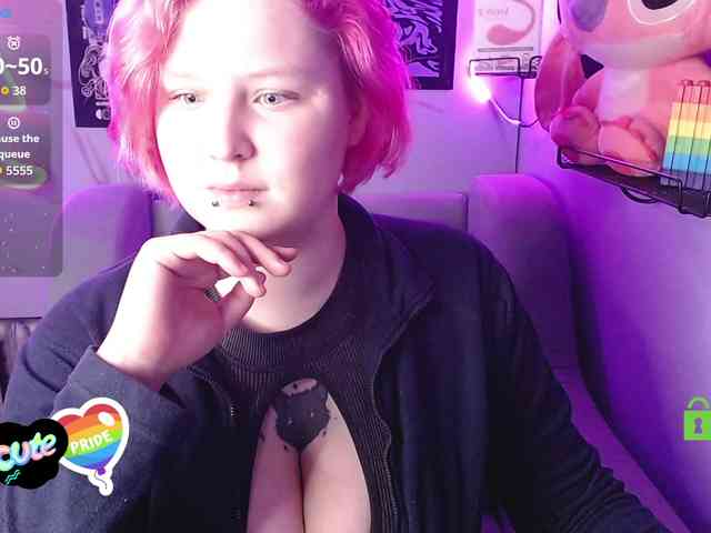 DolliRosee webcam