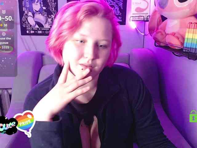 DolliRosee webcam