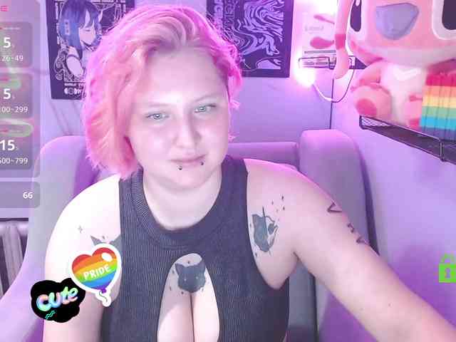 DolliRosee webcam