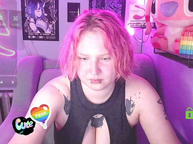 DolliRosee webcam