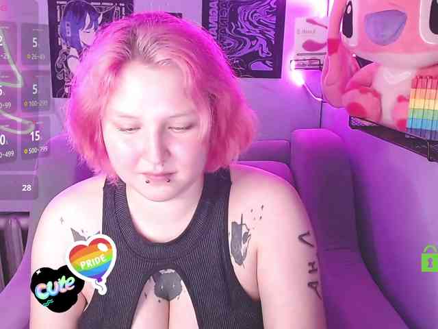 DolliRosee webcam
