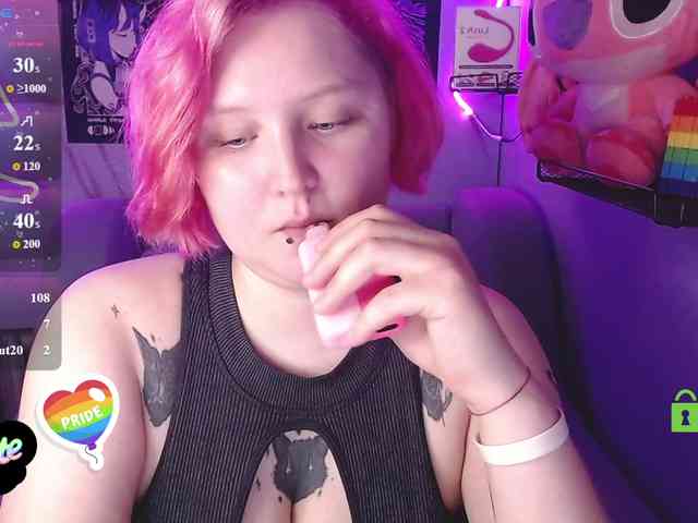 DolliRosee webcam