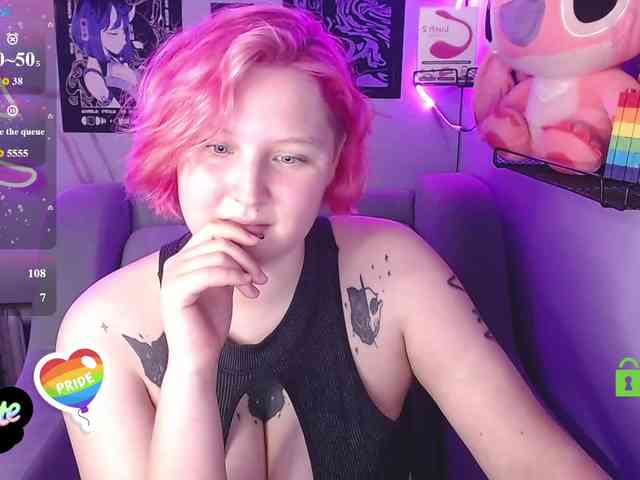 DolliRosee webcam