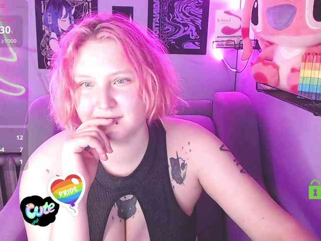 DolliRosee webcam
