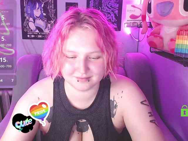 DolliRosee webcam