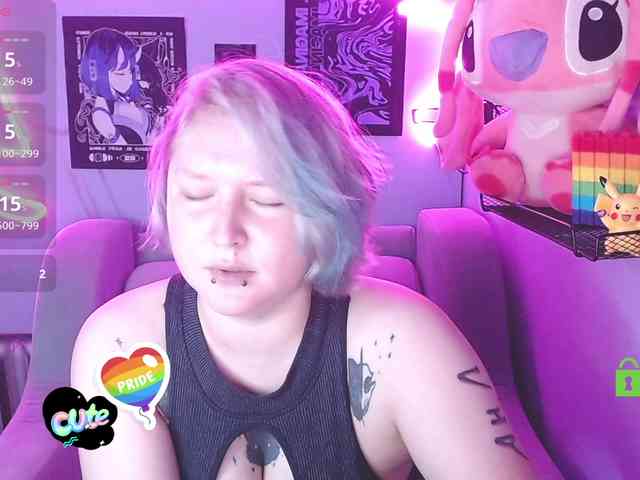 DolliRosee webcam