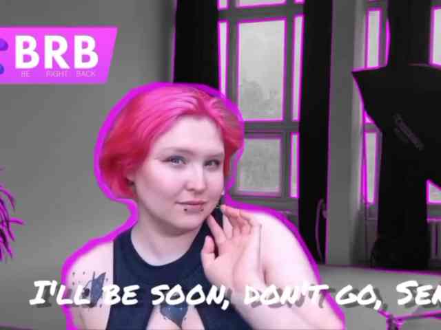 DolliRosee webcam