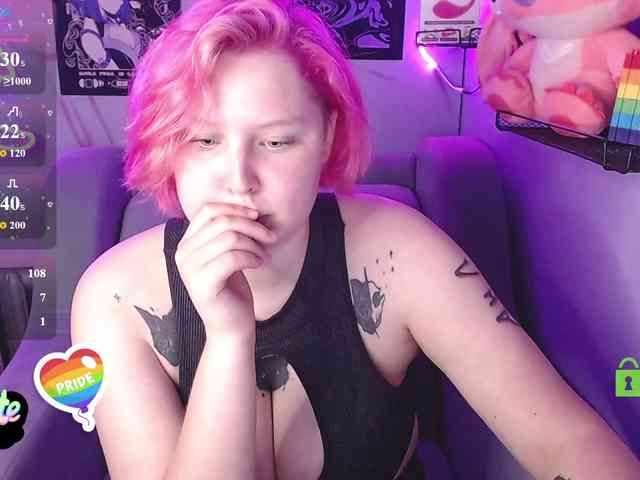 DolliRosee webcam