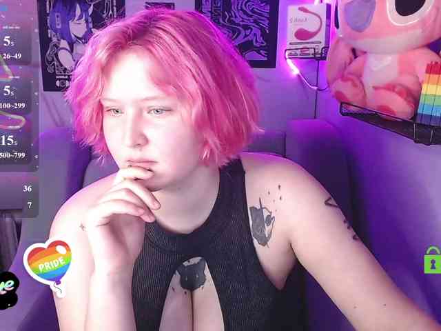 DolliRosee webcam