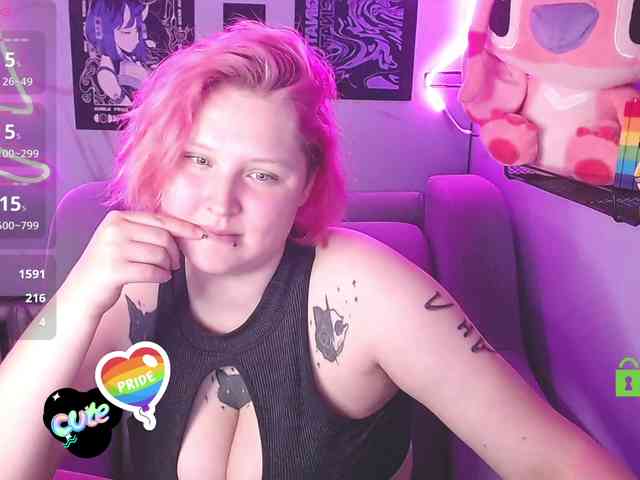 DolliRosee webcam