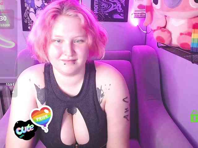 DolliRosee webcam