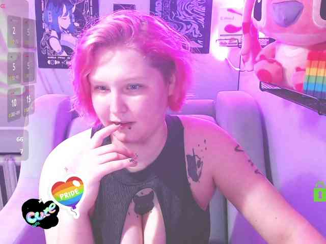 DolliRosee webcam